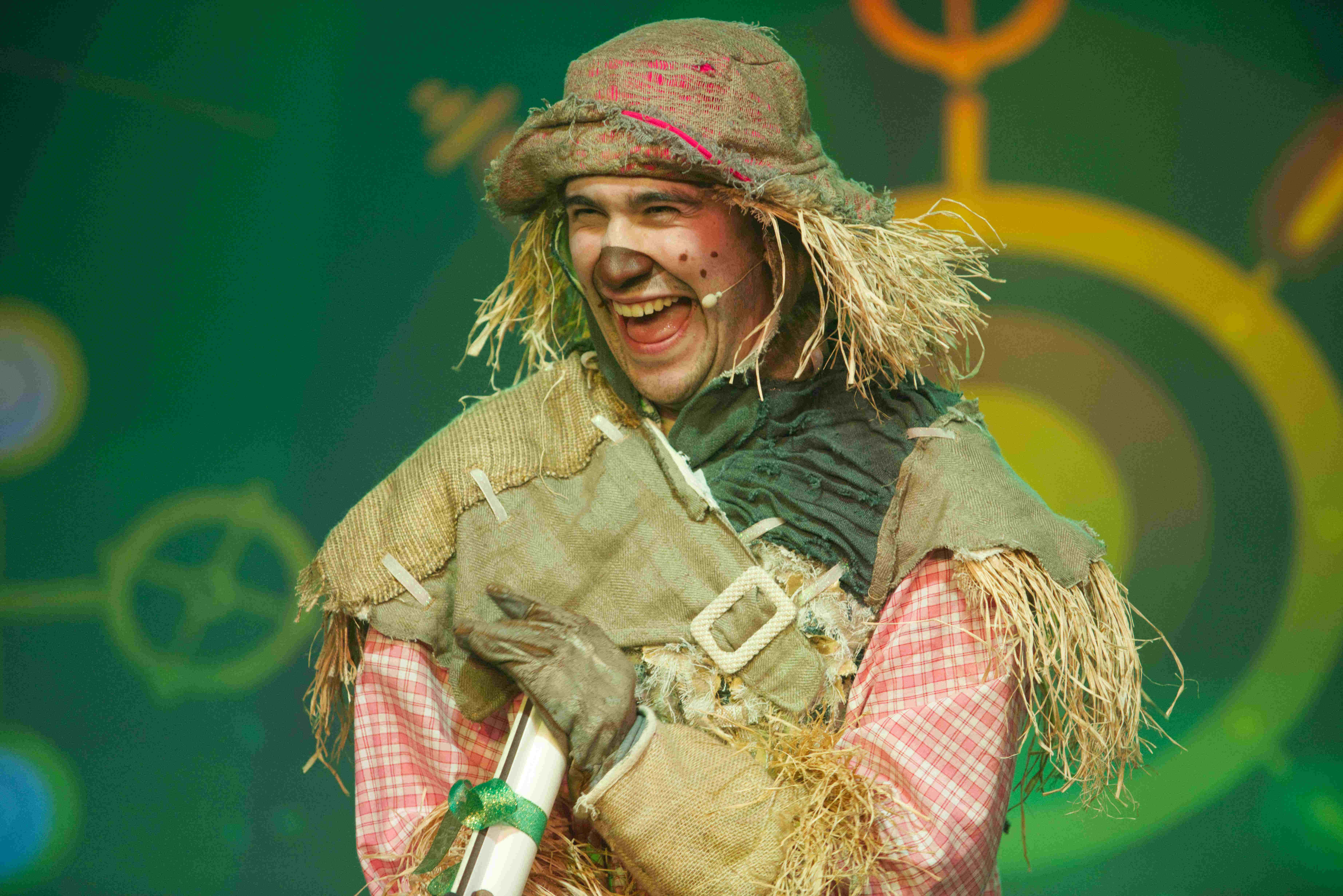 Scarecrow Wizard Of Oz