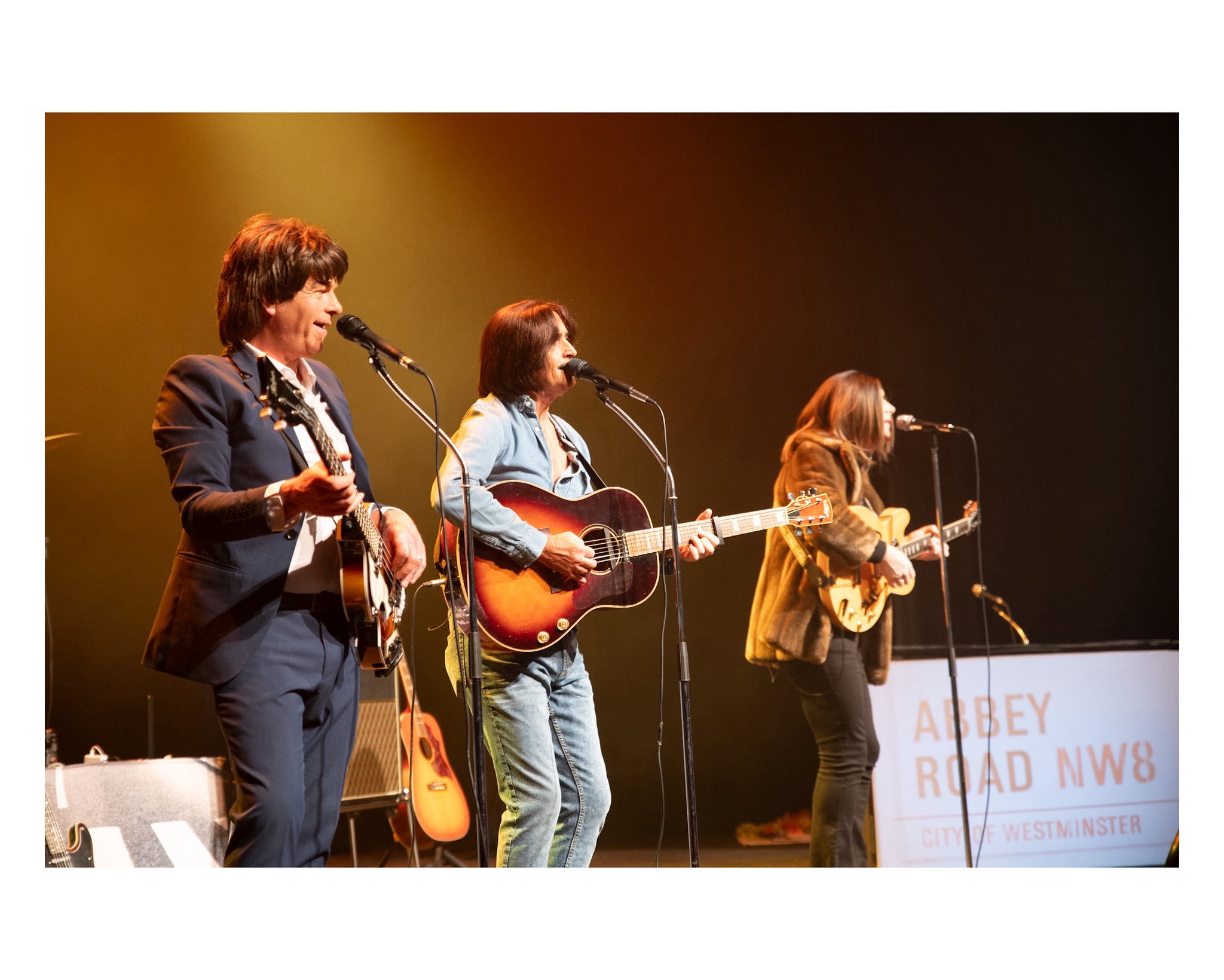 The Upbeat Beatles, John, Paul and George performers